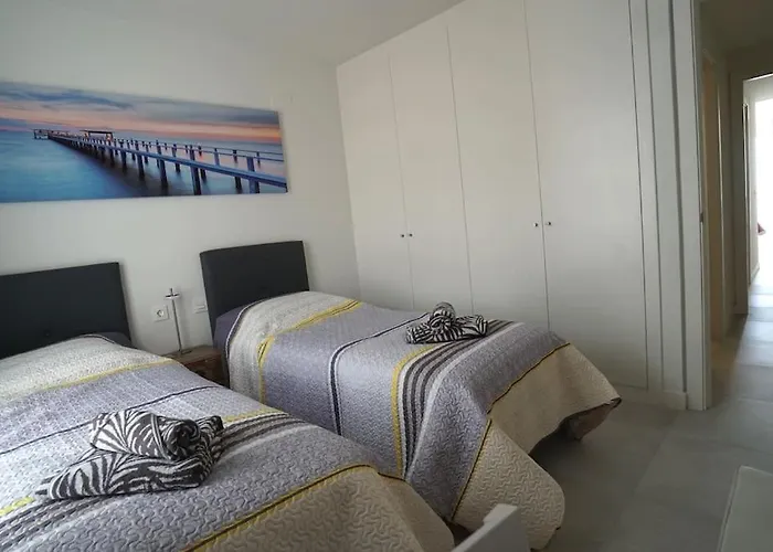 Deluxe Sea View Apartment With A Swimming Pool